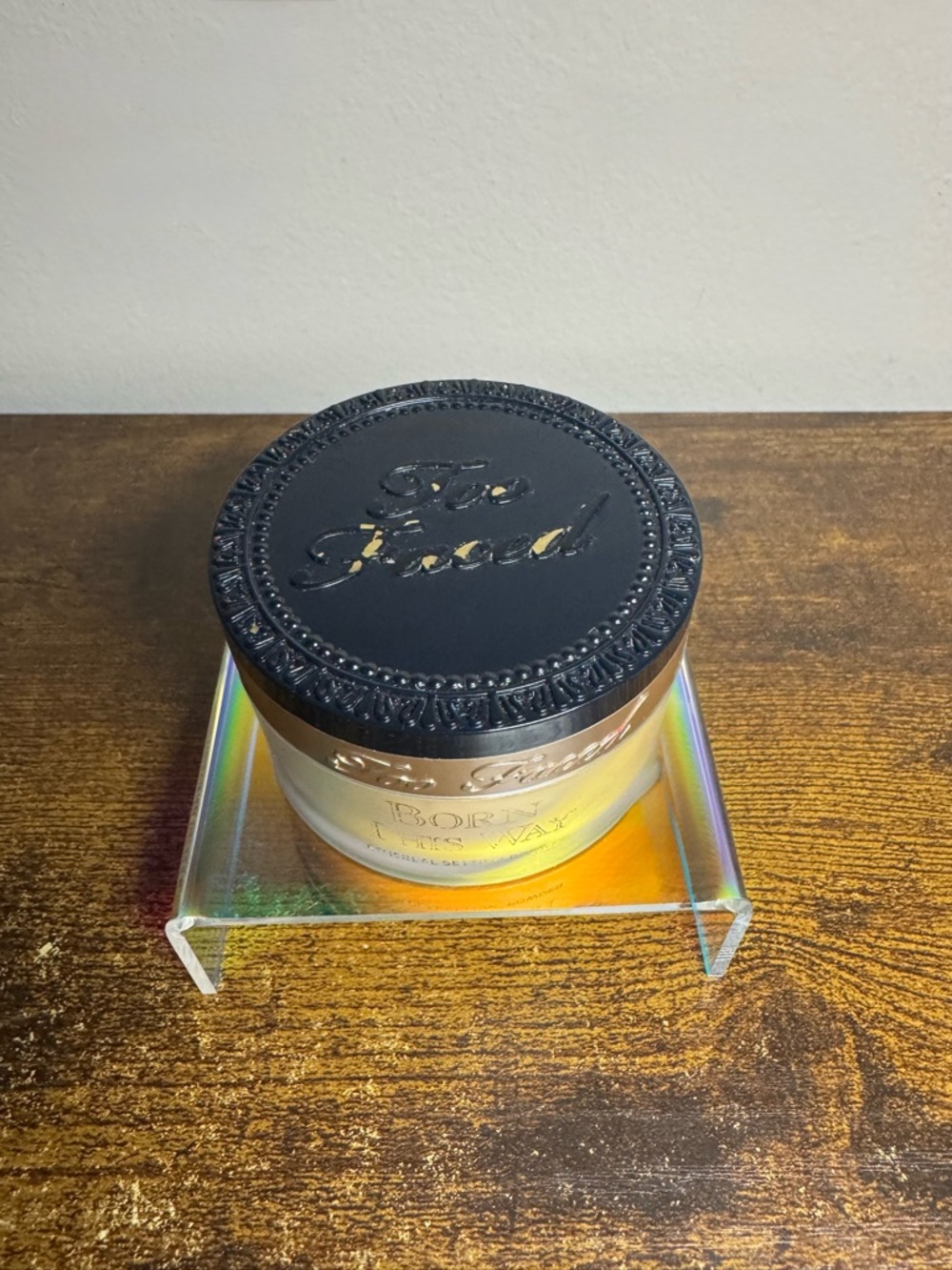 Too Faced Born This Way Ethereal Setting Powder translucent